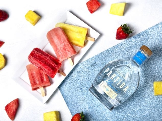 All the adults at the part are going to love these tequila paletas. The perfect way to cool down this summer.