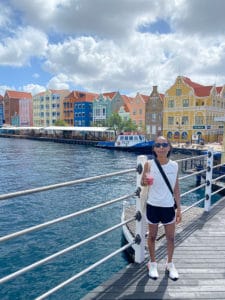 Curaçao Cuisine - Willemstad, Old Swinging Lady