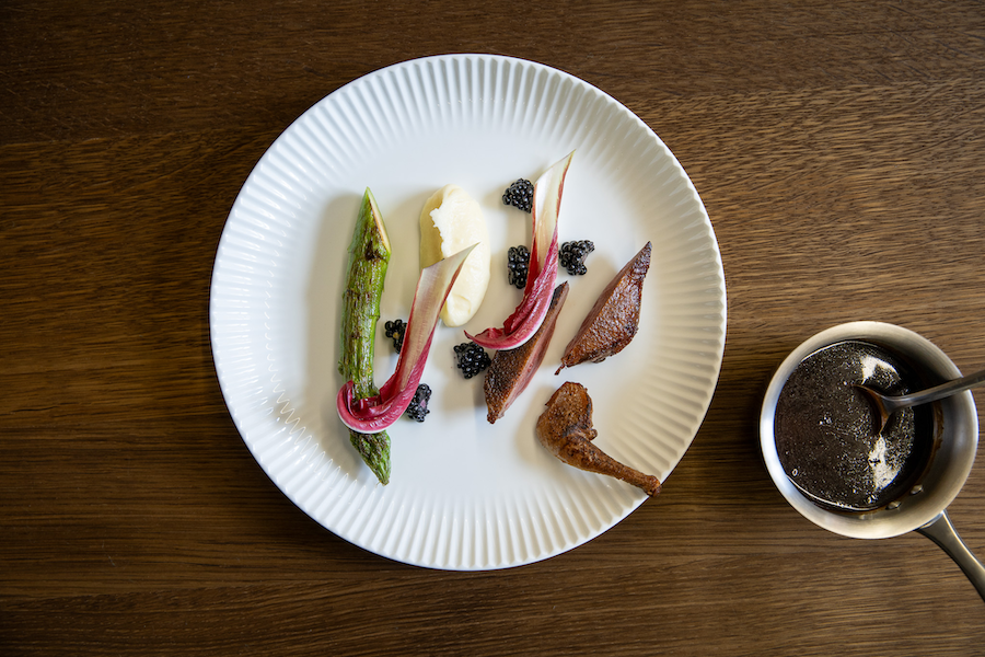 A simple, yet perfect grilled pidgeon with mashed potatoes that makes you happy at Epicurus.
